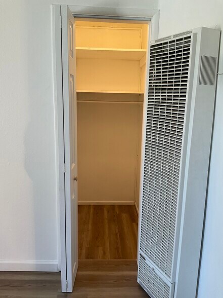 Building Photo - 185 W Westward Ave