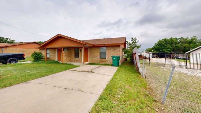 Building Photo - Affordable duplex in Harker Heights!!!