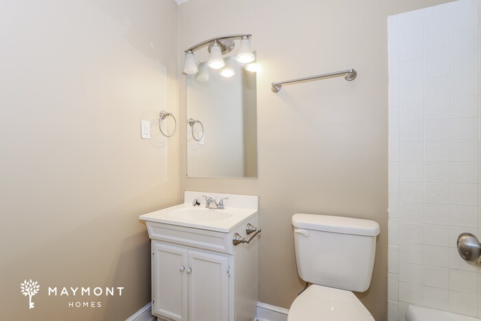 Building Photo - 4113 N Sylvania Ct