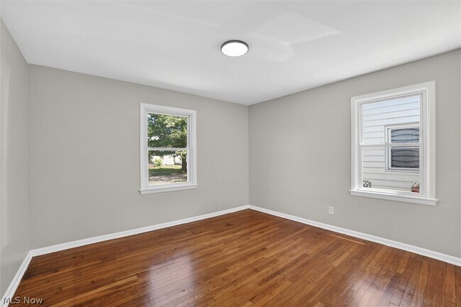 Building Photo - 13776 Shady Oak Blvd