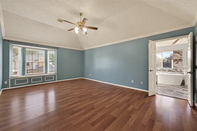 Building Photo - 4218 Meadowchase Ln