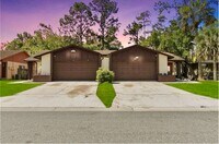 Building Photo - 660 Macduff Ln
