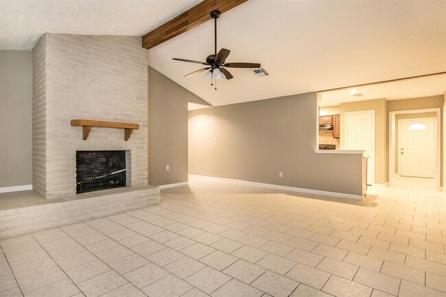 Building Photo - 4327 Lucian Ln