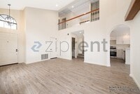 Building Photo - 2369 Ravenwood Dr