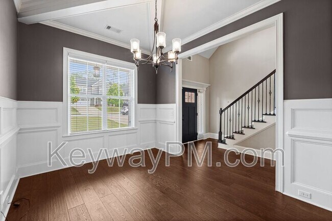 Building Photo - 507 Windermere St
