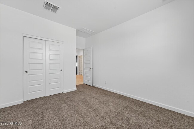 Building Photo - 30266 N Acacia Dr.