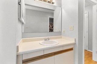 Building Photo - 663 Bartons Landing Pl