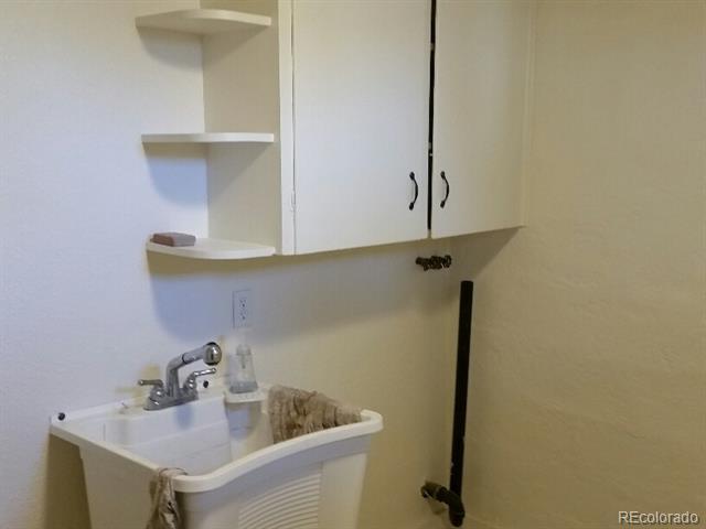 Building Photo - 2690 S Williams St