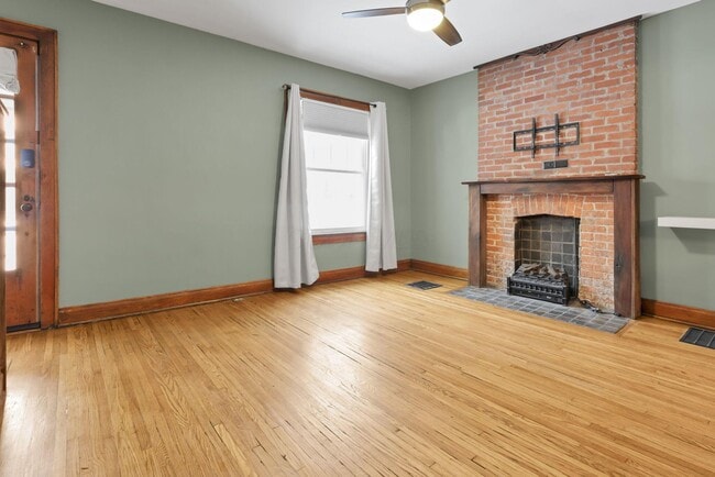 Building Photo - 47 W Weber Rd