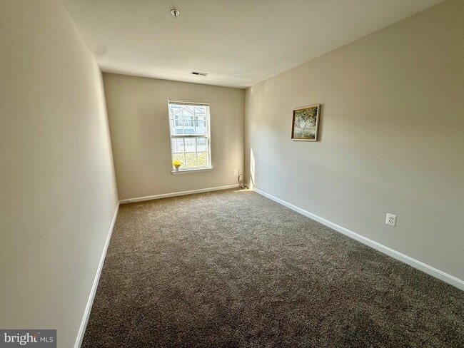 Building Photo - 8868 Goose Landing Cir