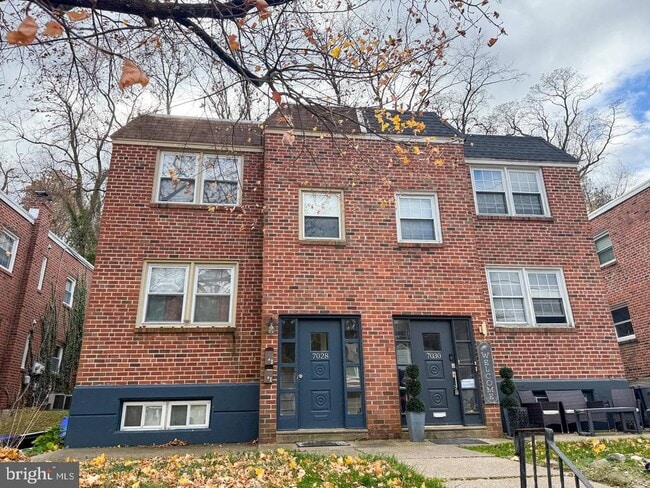 Building Photo - 7028 Valley Ave