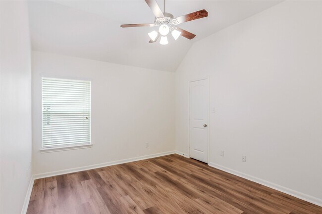 Building Photo - 26819 Shoal Hollow Ct