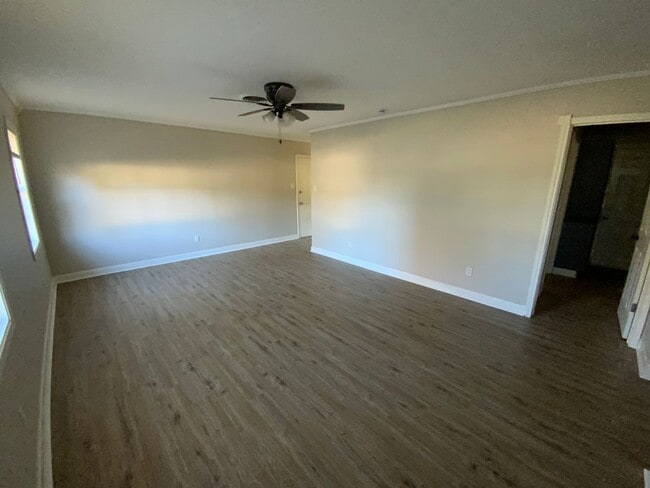 Building Photo - 115 Blakely Rd