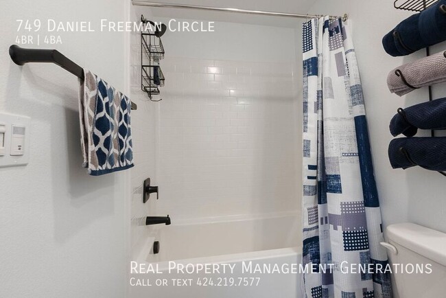 Building Photo - 749 Daniel Freeman Cir