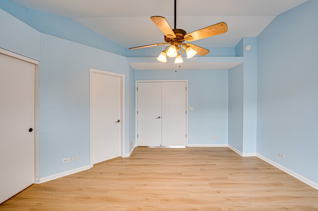 Building Photo - 2353 Twilight Dr