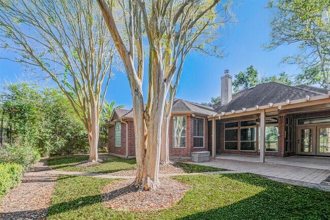 Building Photo - 1130 Wellshire Dr