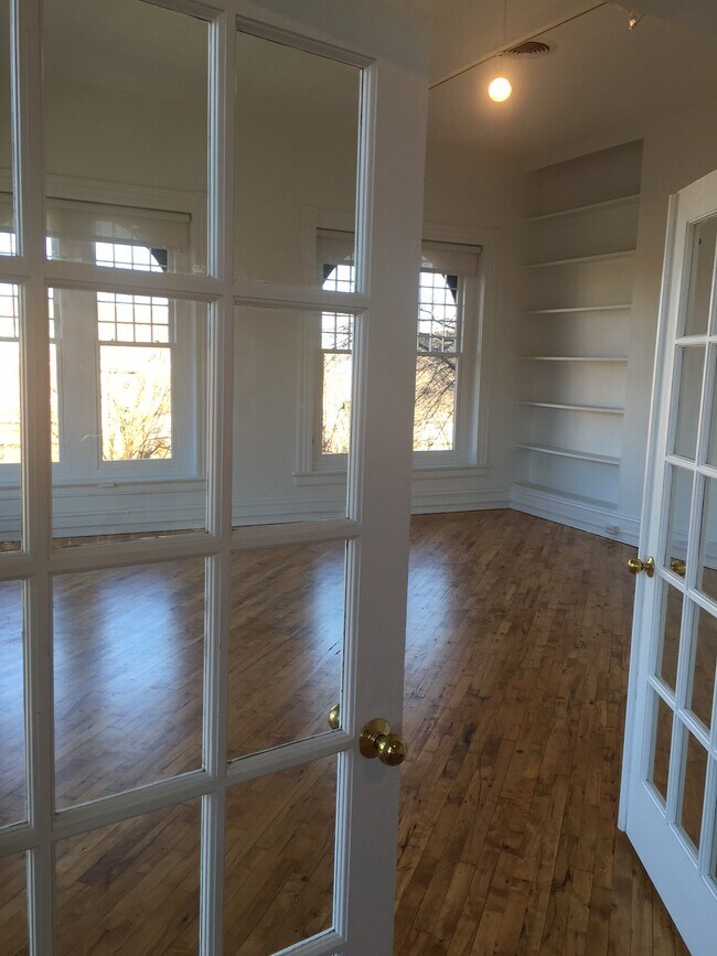 Bedroom - 219 N 1st St