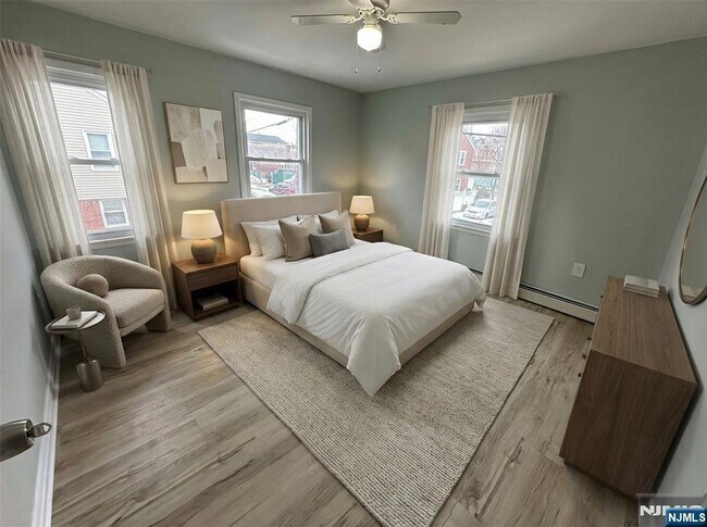 Building Photo - 8 Laird Pl