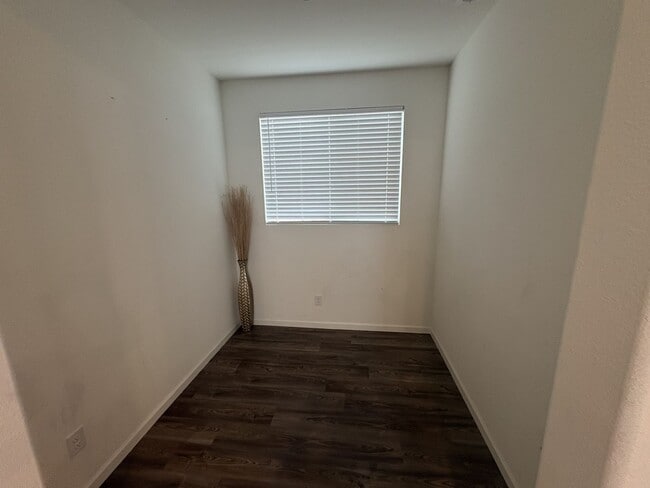 Building Photo - 8213 Ocho Wy