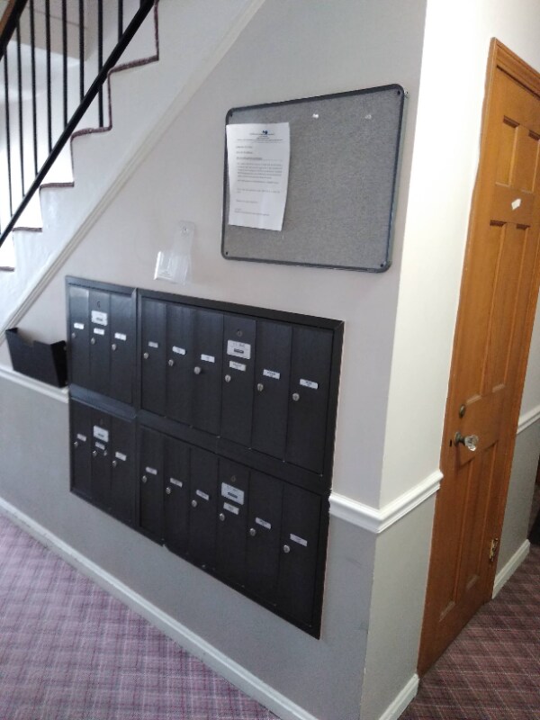 Building Photo - 13829 Cedar Rd