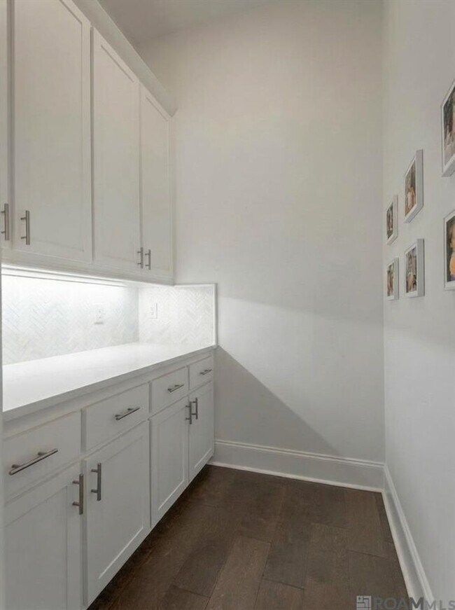 Building Photo - 3 Bedroom House in Rouzan | Community Pool