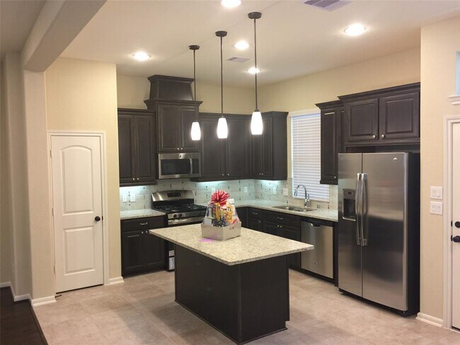 Building Photo - 12238 La Strada St