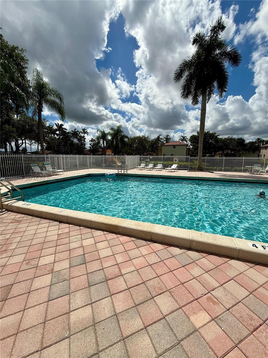 Building Photo - 16111 Emerald Cove Rd