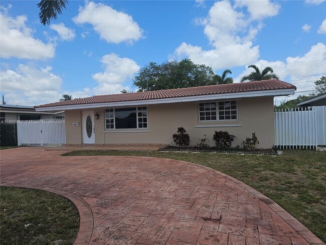 Building Photo - 8601 NW 16th St