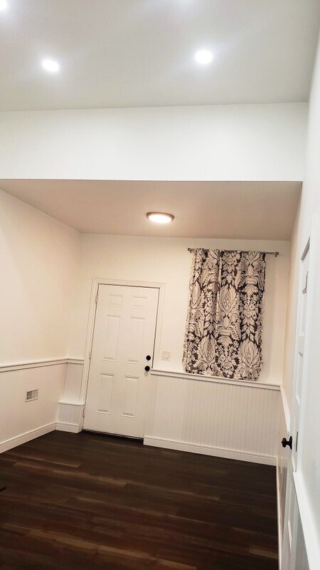 Building Photo - 12974 Kollman Ct