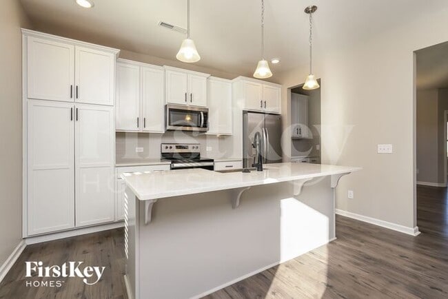 Building Photo - 2377 Dukes Hollow Ct