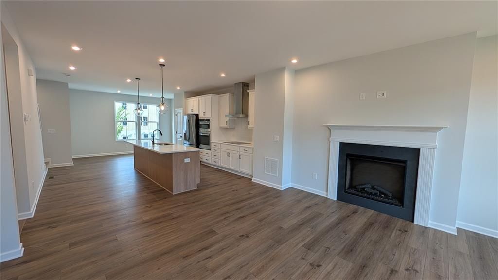 Building Photo - 3053 Beacon Bend Xing