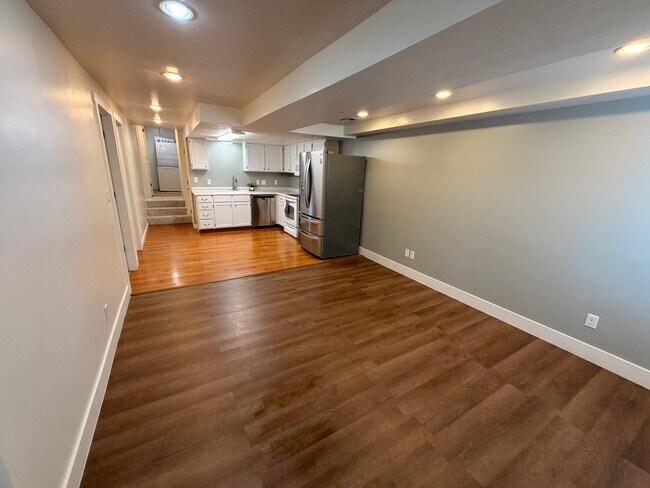 Building Photo - 4698 Colander Dr