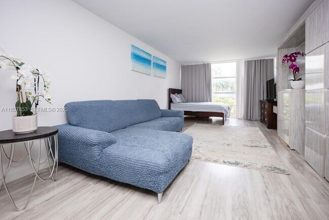 Building Photo - 501 Three Islands Boulevard