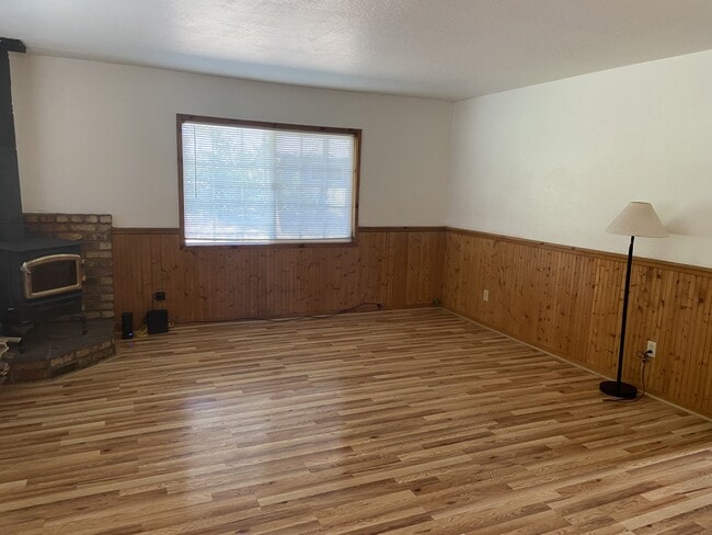 Building Photo - 2673 Wailaki St