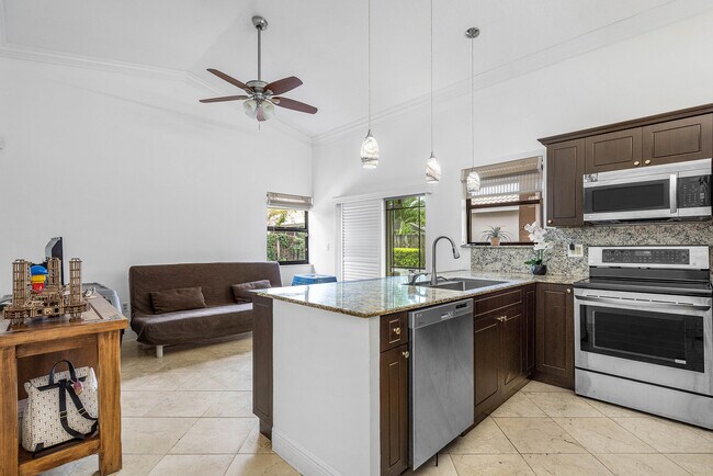 Building Photo - 6100 Manchester Ln