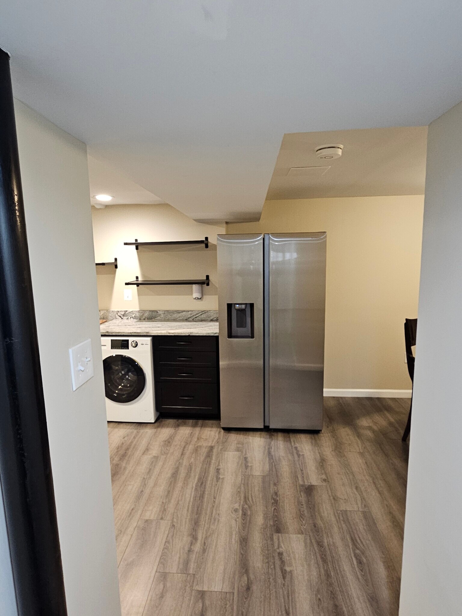 Kitchen and Dining area Entry - 3503 Dunnington Rd