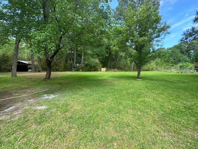 Building Photo - 5440 Old Mooringsport Rd