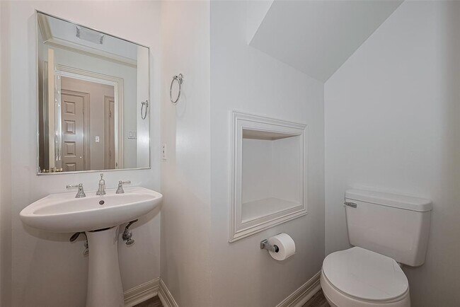 Building Photo - 510 Barkers Cove