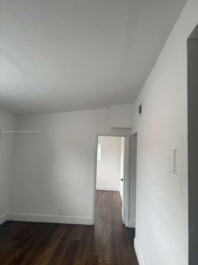 Building Photo - 2029 Washington Ave