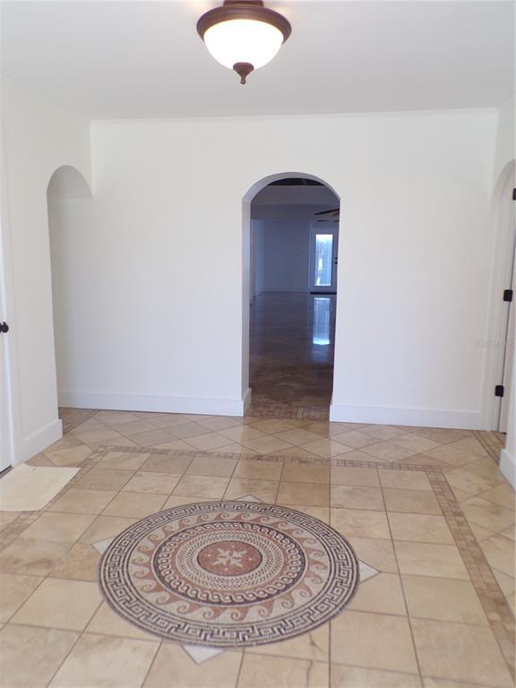 Building Photo - 179 Maria Ct