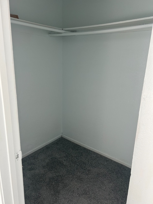 Building Photo - 2 Rainier Ln