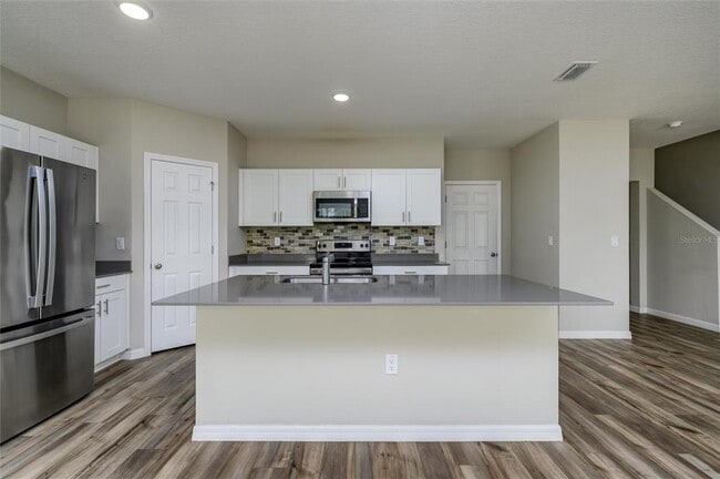 Building Photo - 34200 Scarlet Sage Ct