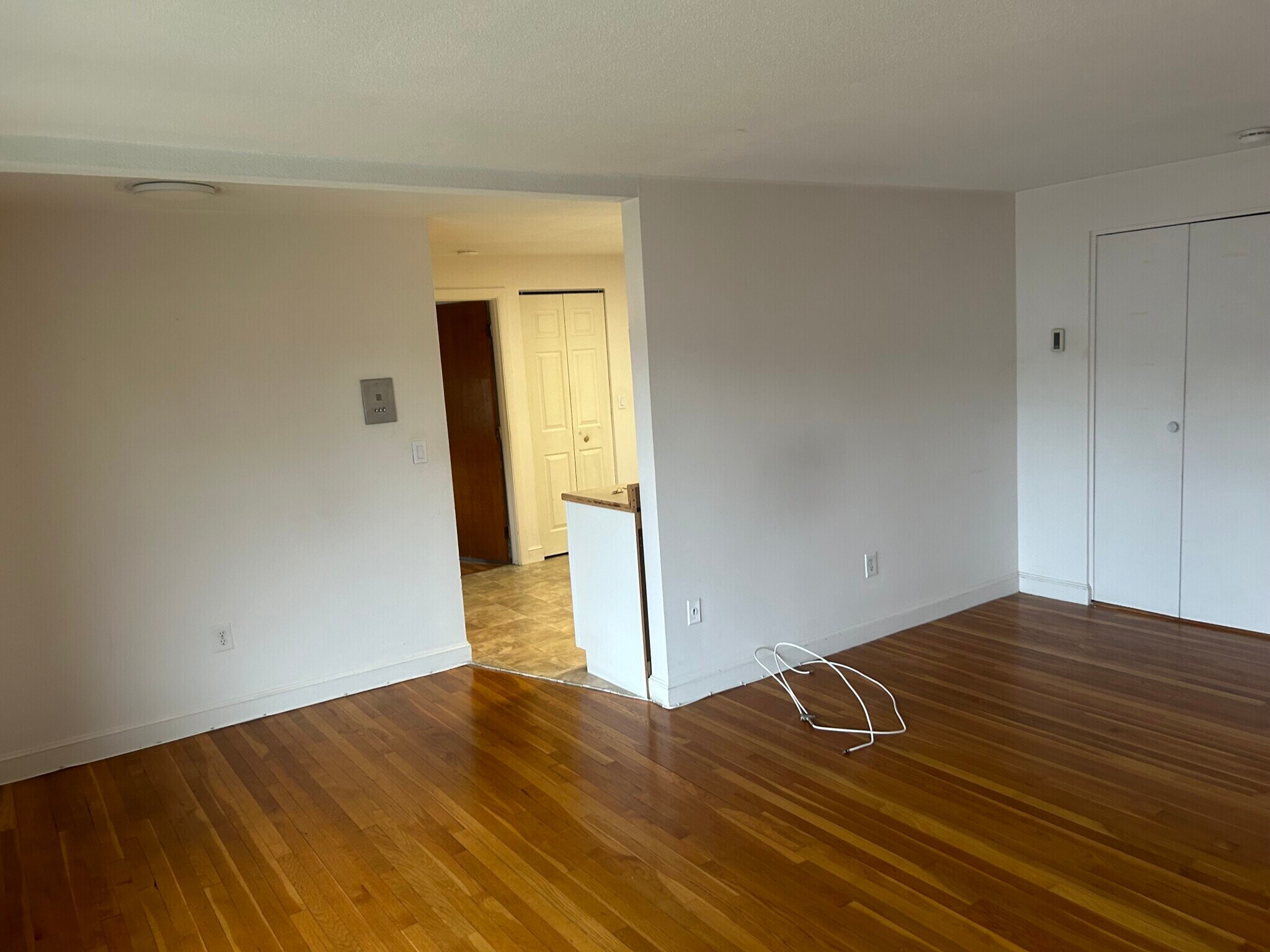 Building Photo - 189 W Wyoming Ave