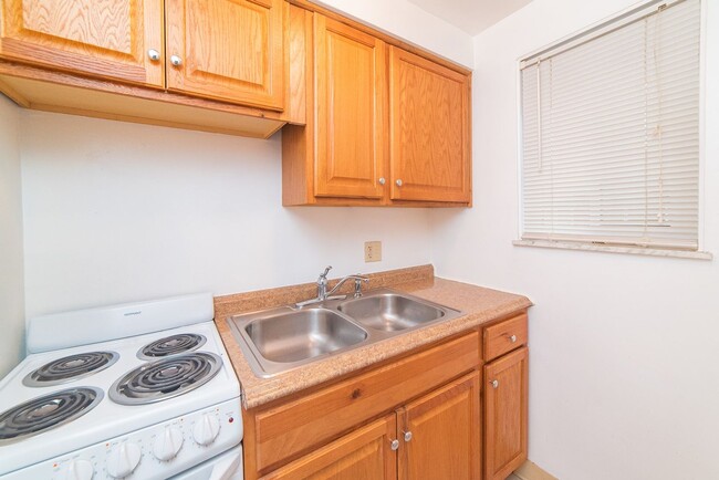 Interior Photo - Broadway Manor Apartments