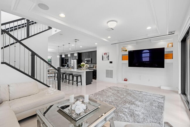Building Photo - 614 Windward Cir S