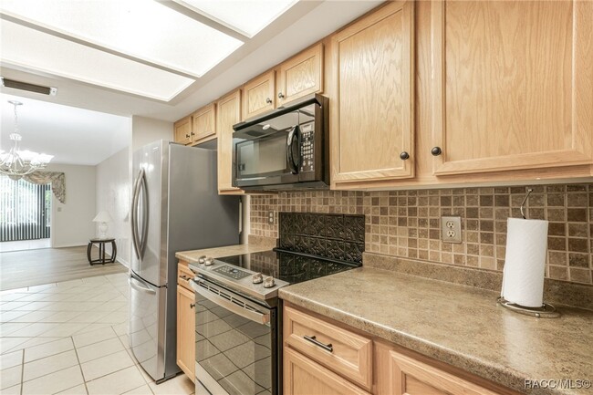 Building Photo - 210 E Glassboro Ct