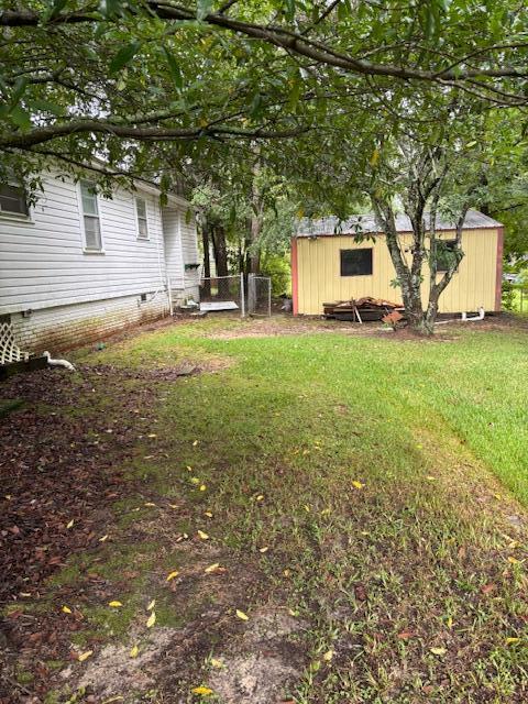 Building Photo - 2041 Columbia Cir