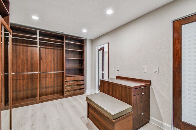 Building Photo - 24 Adalia Ave
