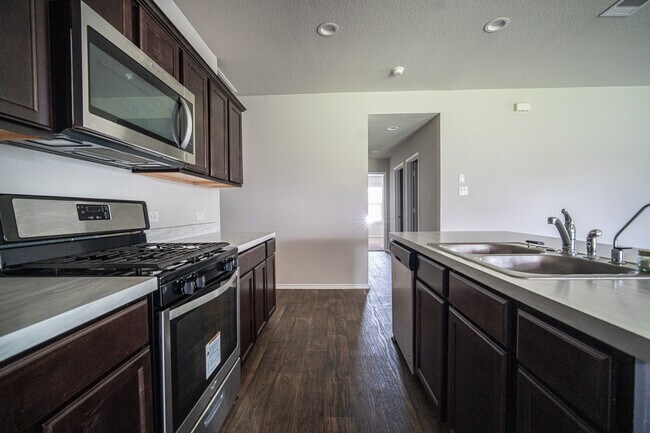 Building Photo - 5234 Greenwood Smt Trl