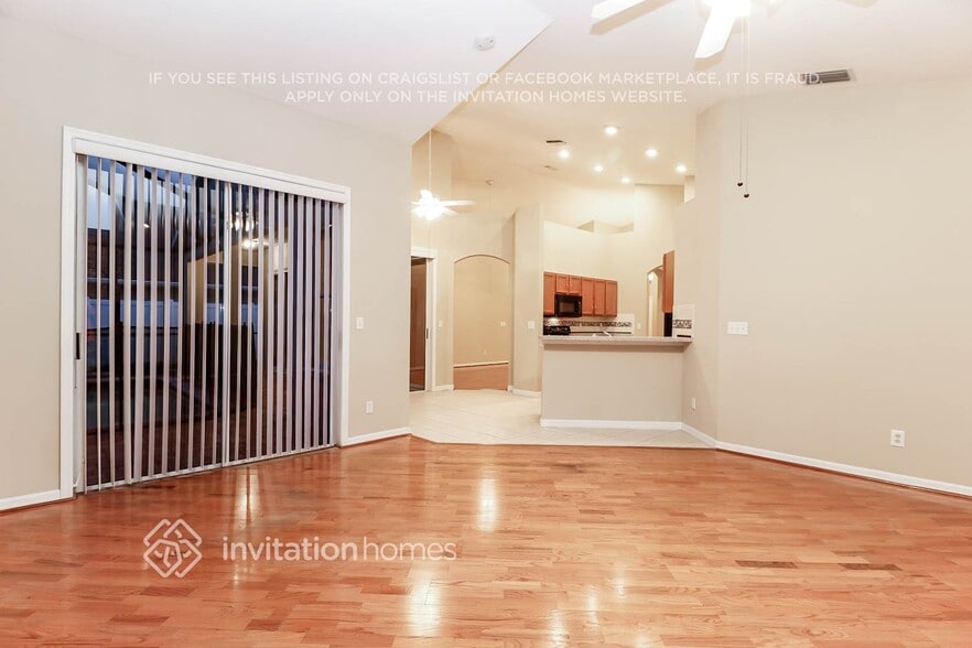 Building Photo - 1962 Wood Brook St